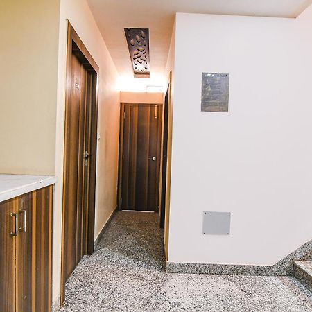 Fabexpress Scholer Motel كولكاتا المظهر الخارجي الصورة