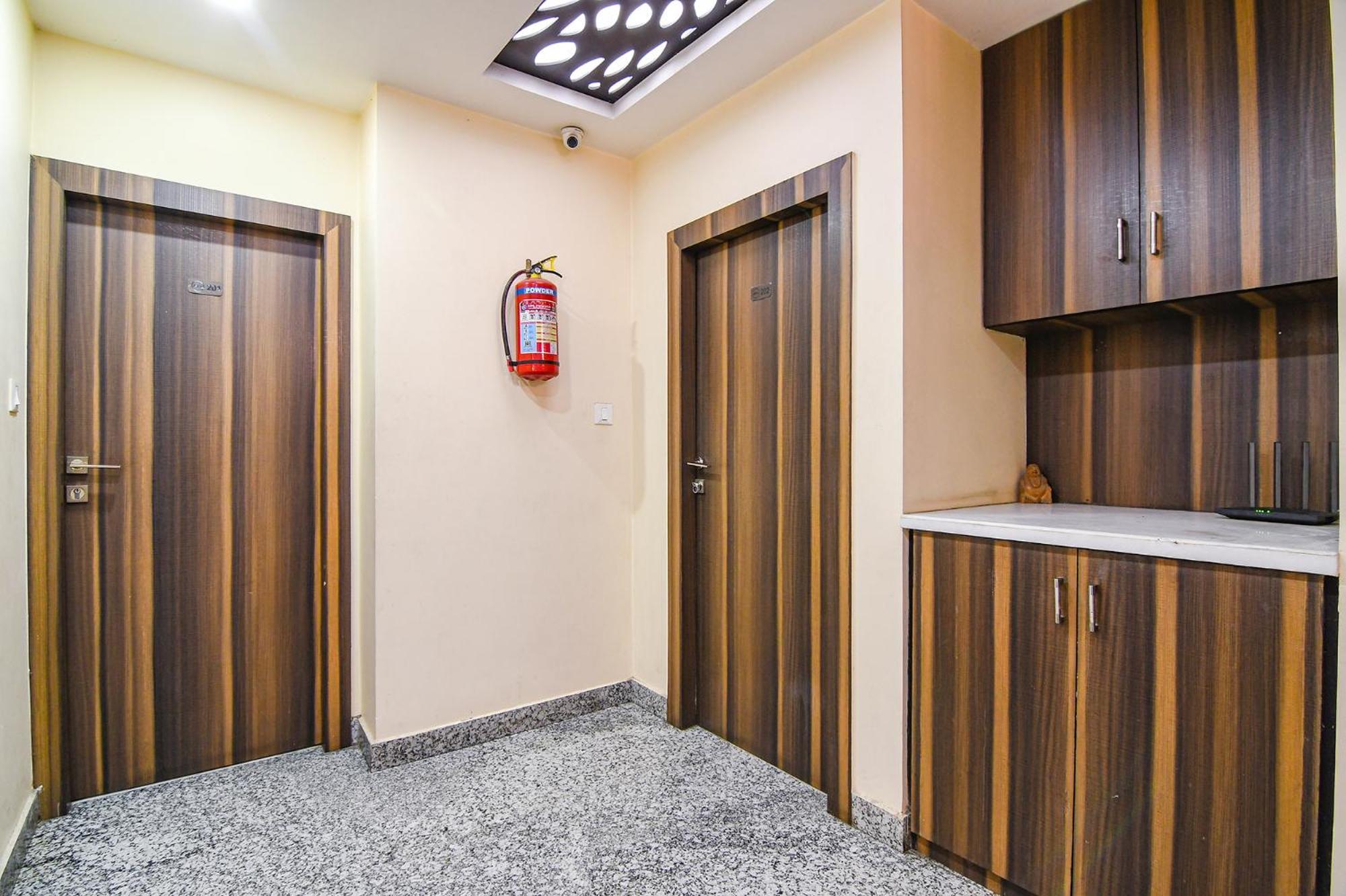 Fabexpress Scholer Motel كولكاتا المظهر الخارجي الصورة